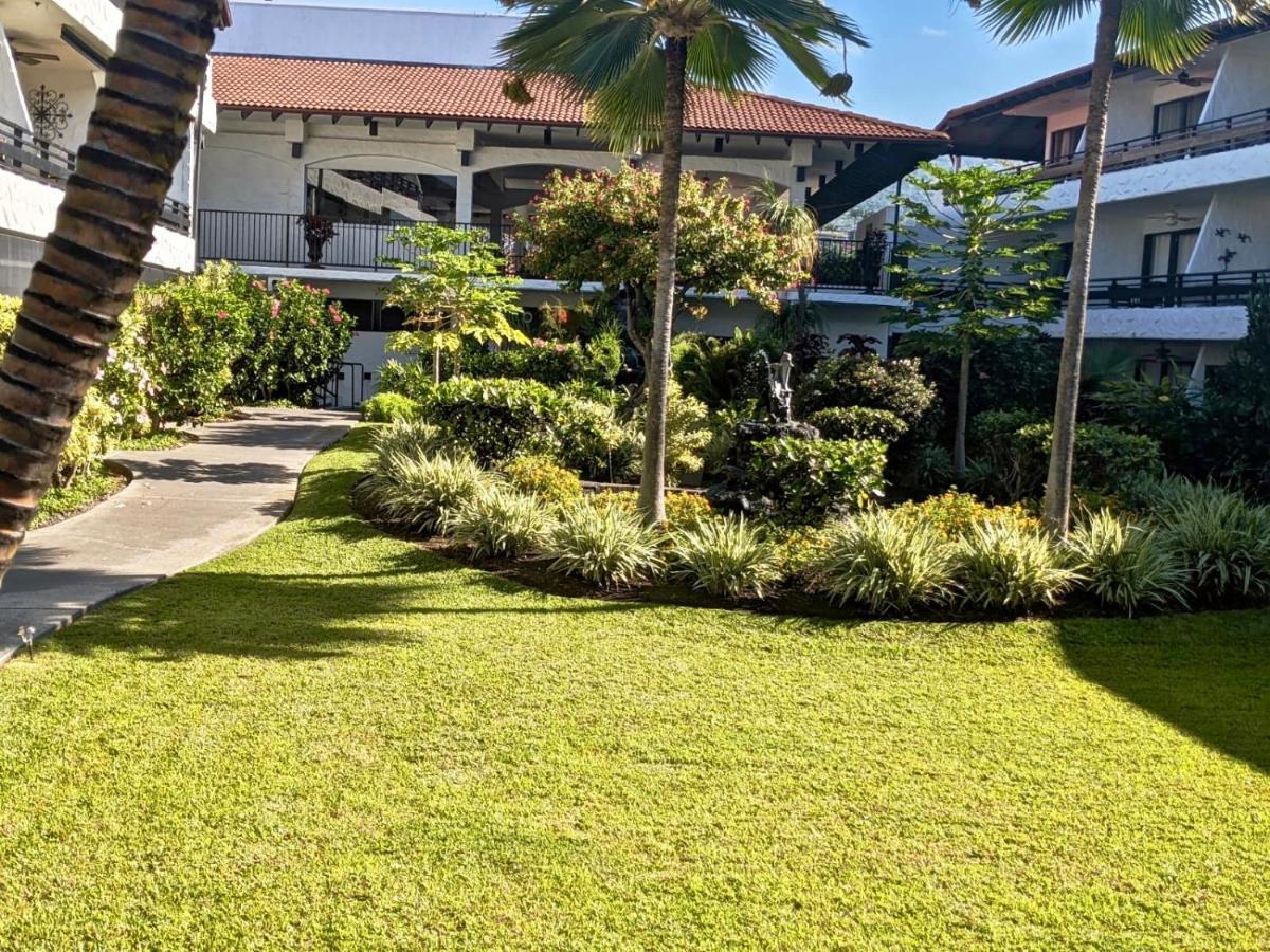 Unwind on Your Fantasy Hawaiian Vacation- 1BD/1BA Condo in Kailua-Kona, Hawaii Bagian luar foto